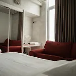 Richmond Hotel