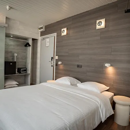 Richmond Hotel 3*